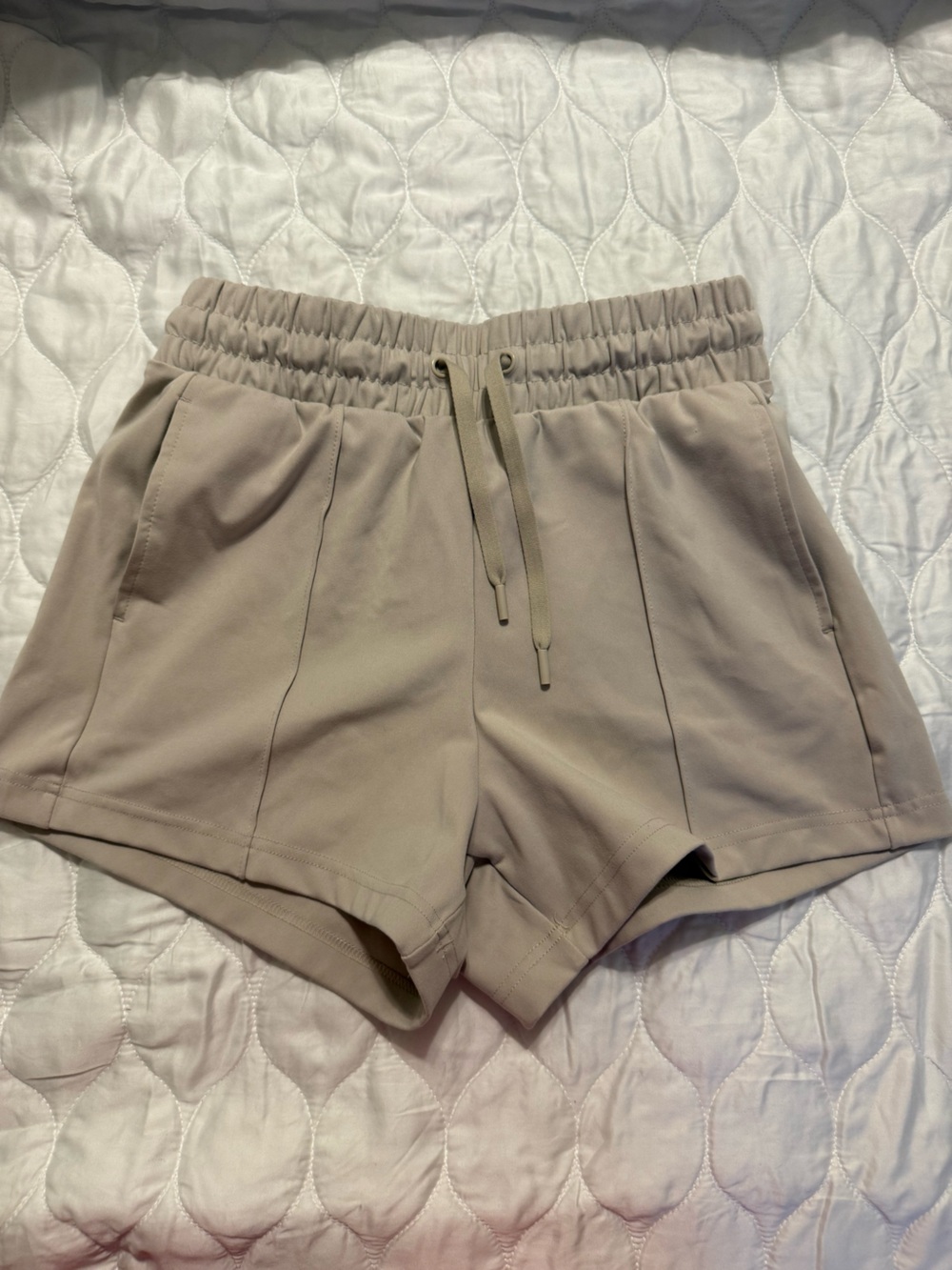 Yogalicious Taupe/Linen Athletic Shorts
